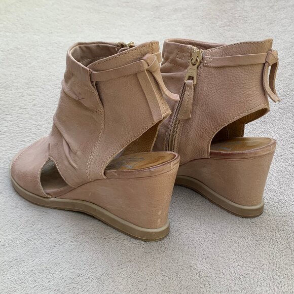 Miz Mooz Becca Soft Leather Slouch Wedge Peep Toe Booties Sz39 - Picture 7 of 16